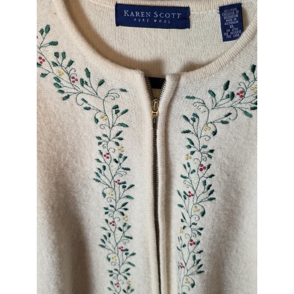 Karen Scott Pure Wool Womens Zip Sweater. Size 1X Embroidery Front And Sleeves. - Picture 2 of 8